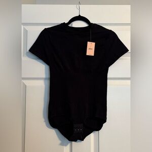 Pinsy Short Sleeve Butter Sculpt Seamless Shapewear Bodysuit | Black | XL | NWT